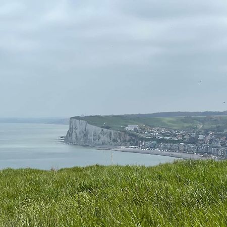 Caprices De Mer Appartement Avec Grand Balcon Et Vue A 300 M Plage, Apercu Mer, Lit Queen Size, Mers Les Bains Le Treport , Petit Dejeuner En Option, 2 Velos Fournis Exteriör bild