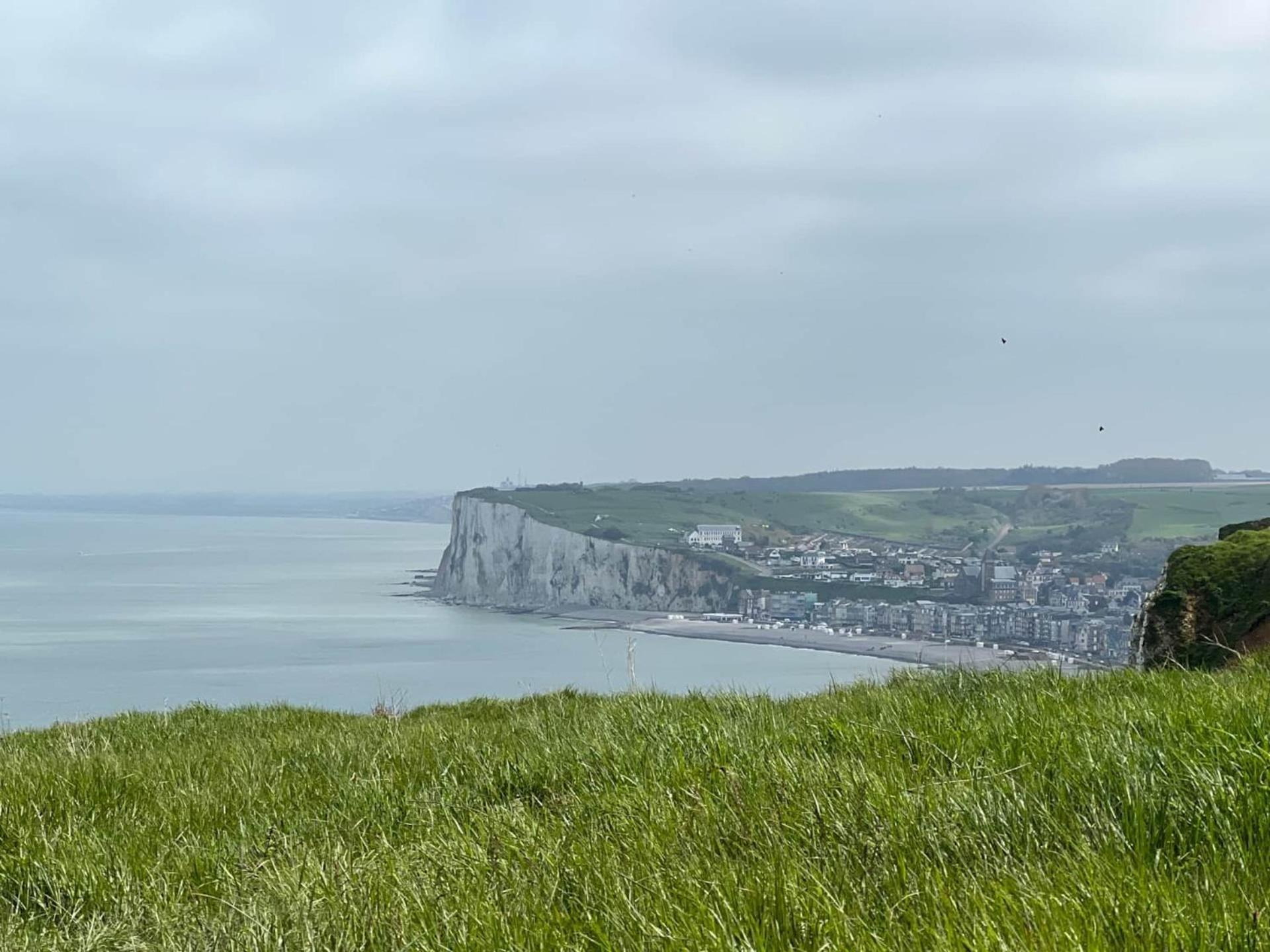 Caprices De Mer Appartement Avec Grand Balcon Et Vue A 300 M Plage, Apercu Mer, Lit Queen Size, Mers Les Bains Le Treport , Petit Dejeuner En Option, 2 Velos Fournis Exteriör bild